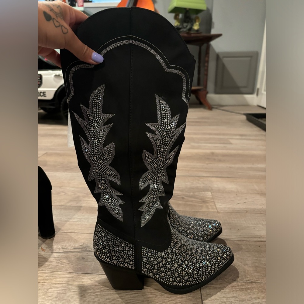 Rhinestone cowgirl boots